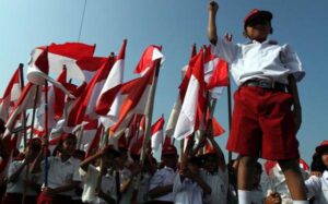 Bagaimana Cara Mempertahankan Kemerdekaan Indonesia di Tengah Gempuran Globalisasi ?