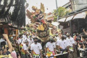 Sebutkan Bentuk-bentuk Kearifan Lokal yang Harus Kamu Pahami