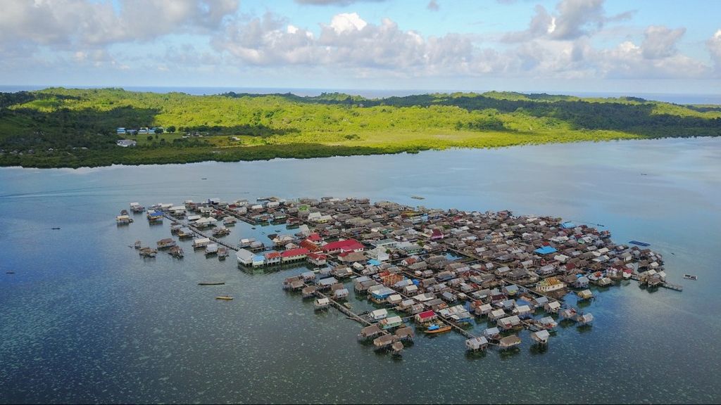 Rumah Suku Bajo Wakatobi