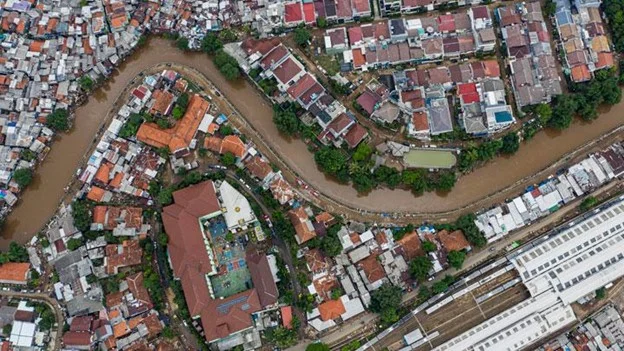 Cara Mengenali Ketampakan Jalan Pada Foto Udara Adalah