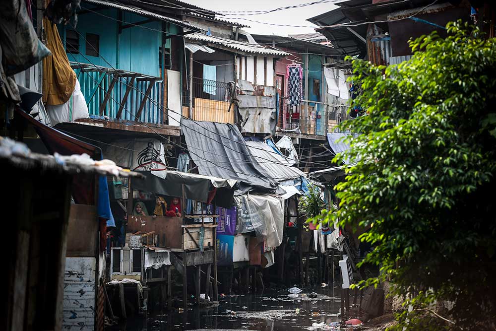 Jelaskan Mengapa Faktor Geografis dapat Menjadi Penyebab Timbulnya Kemiskinan