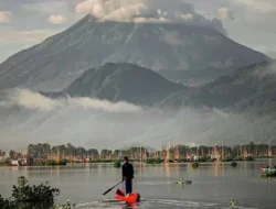 Jelaskan Tantangan yang Dihadapi oleh Masyarakat yang Tinggal di Daerah Gunung Api Aktif